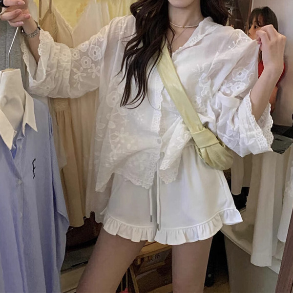 Summer lace design shirt with hood