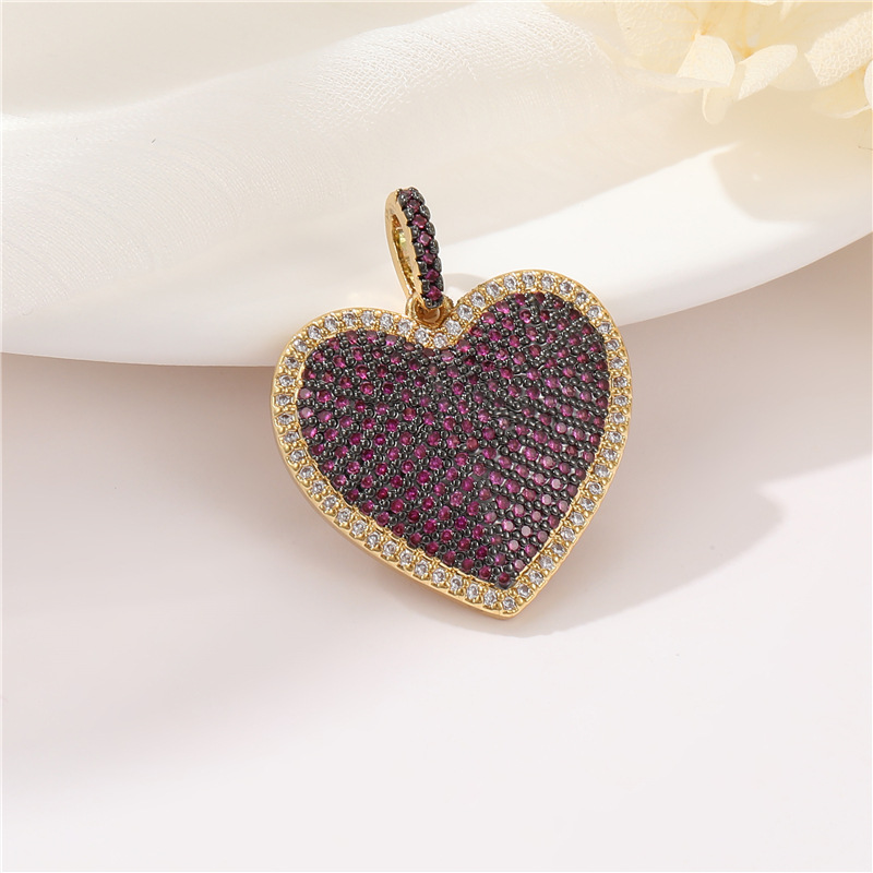Heart Shape Pattern Polished Finish 1 Piece Copper Zircon 14K Gold Plated Heart Shape Polished Pendant