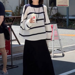 休闲松弛感撞色条纹圆领长袖针织衫女秋季新款洋气小个子宽松上衣