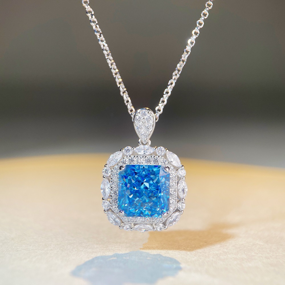 1 Piece Quantity 925 Sterling Silver Zircon Plating Geometric Pendant Necklace