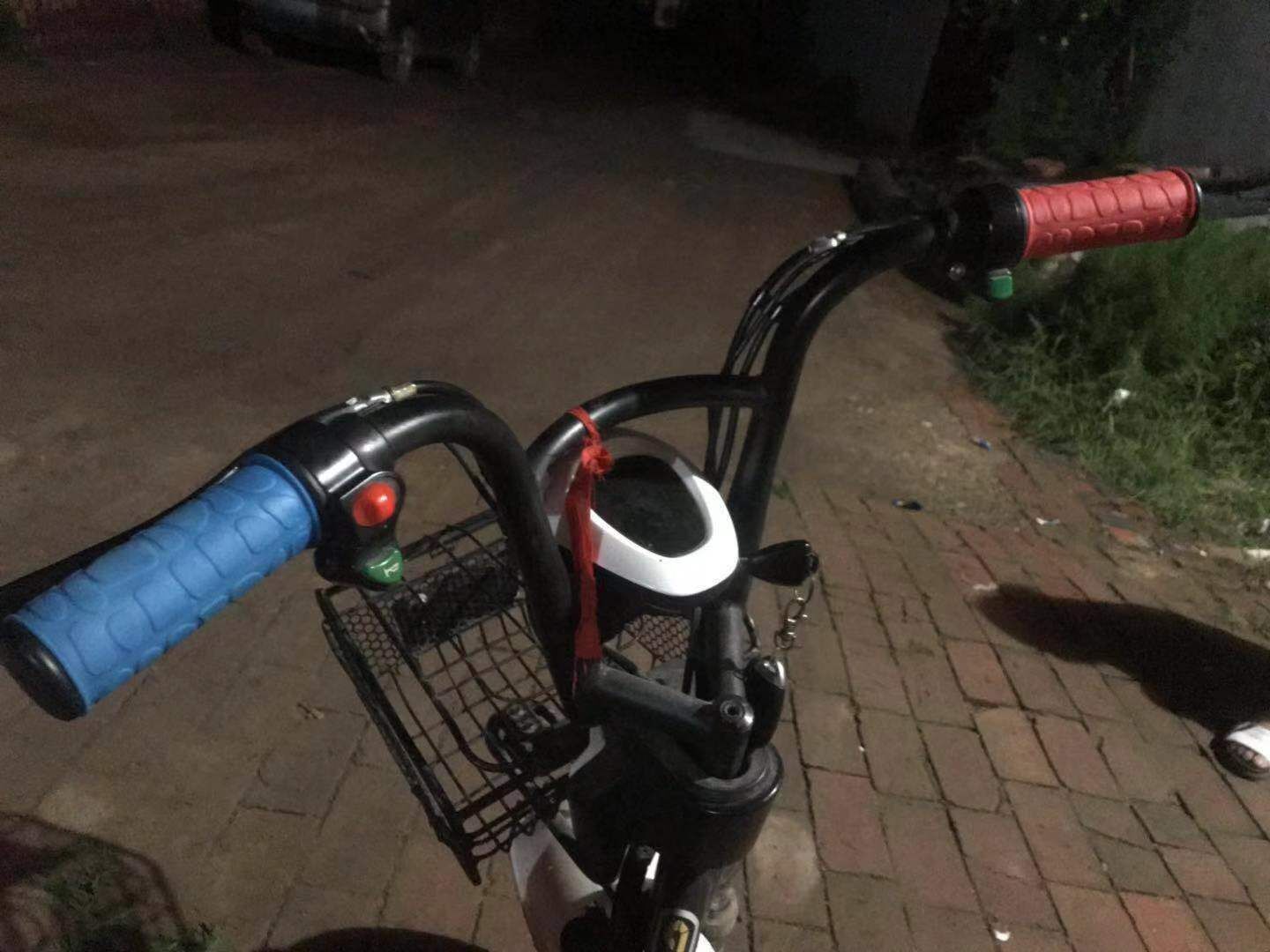 Electric Motorcycle Handlebar Cover Rubber Handle Anti-Slip Brake Cover Throttle Clutch Handle Anti-Sweat Cover Non-Sea Wholesale