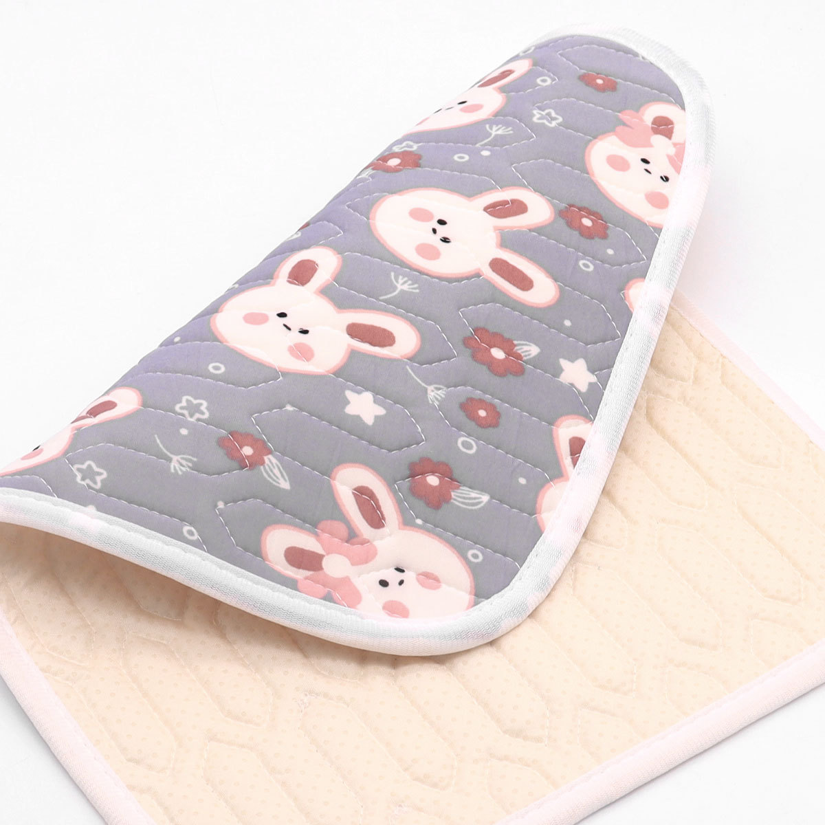 Almohadilla de hielo para mascotas Enfriamiento de verano Almohadilla de seda de hielo para dormir para perros Almohadilla para perros para morderse Almohadilla para gatos para dormir Primavera y verano