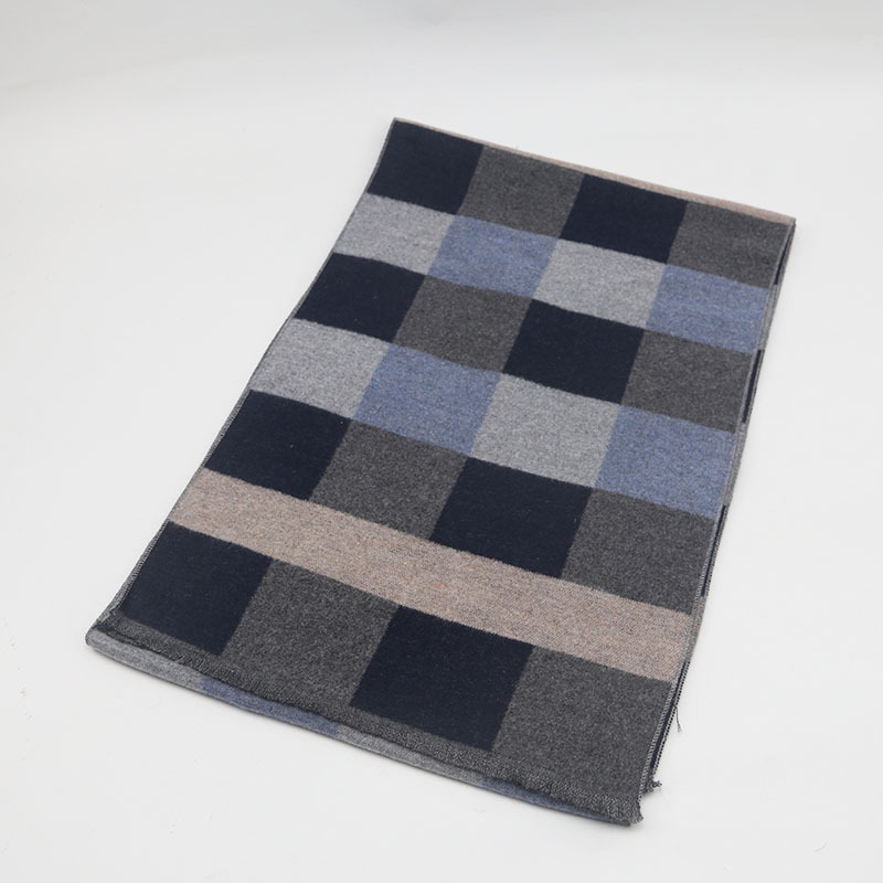 Cachecol de jacquard xadrez com franjas para homem_voghion.com