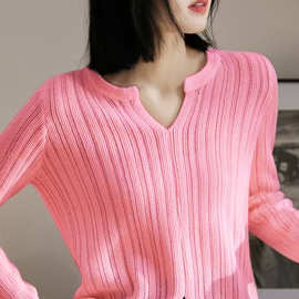 秋冬法式精纺羊毛圆领长袖针织衫女时尚镂空条纹时尚打底上衣