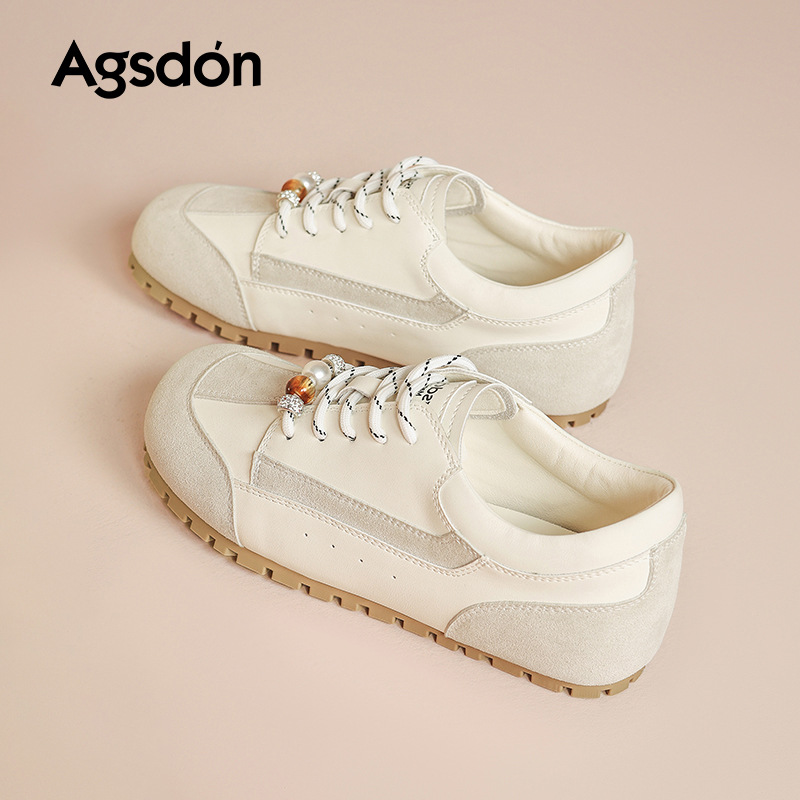 Zapatos de entrenamiento de la mujer 2025 nuevo otoño retro con suela gruesa zapatos blancos pequeños Gump zapatos deportivos