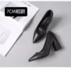 Black 7 cm thick heel