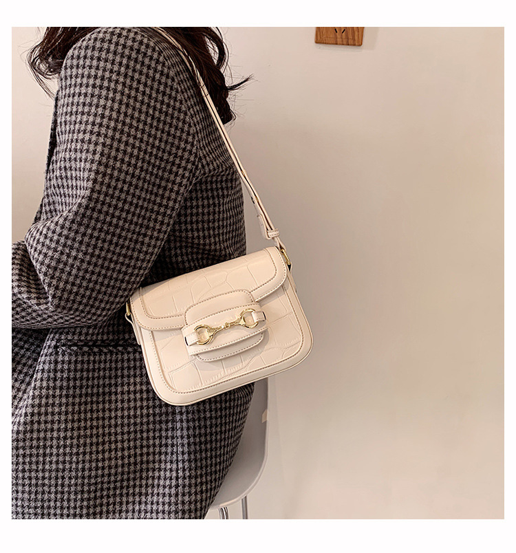 Women 2023 autumn and winter new fashion texture shoulder small square bag foreign style stone crossbody bag_voghion.com