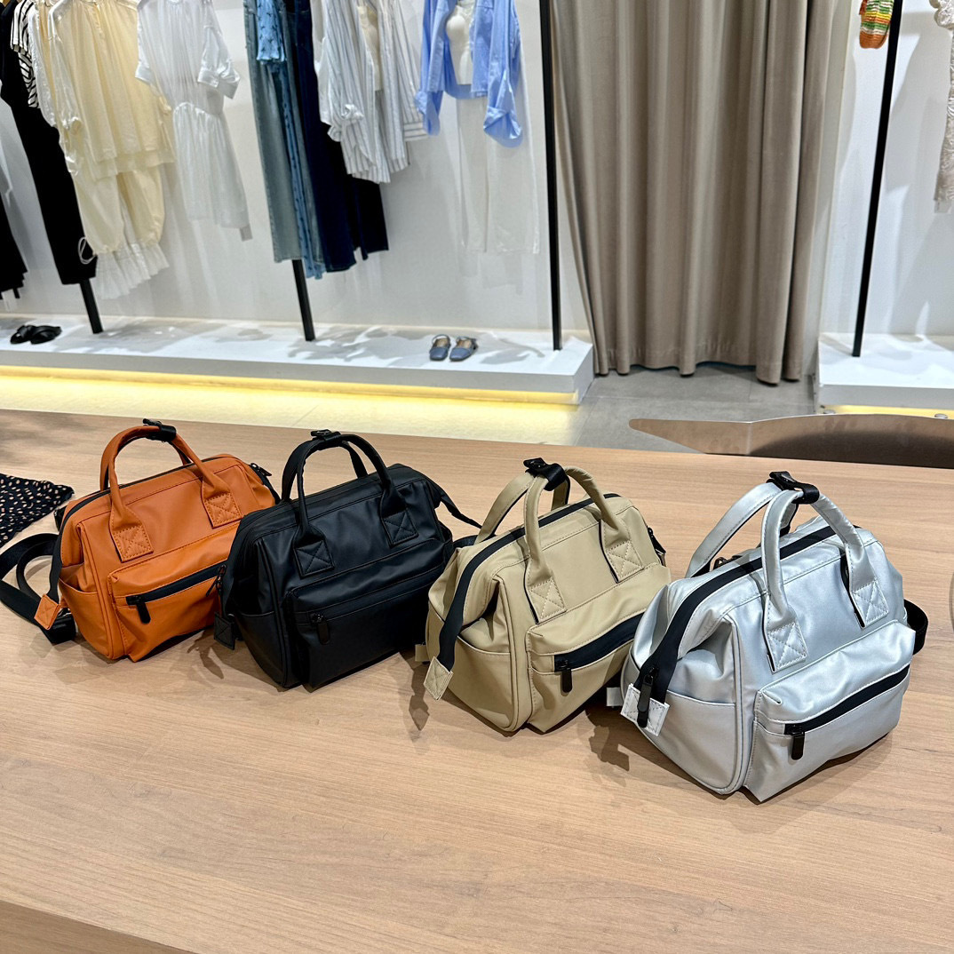 Mochila japonesa para mujeres de gran capacidad 2025, nuevo bolso de moda retro, bolso de clase de estudiantes universitarios de cuero suave y resistente al desgaste