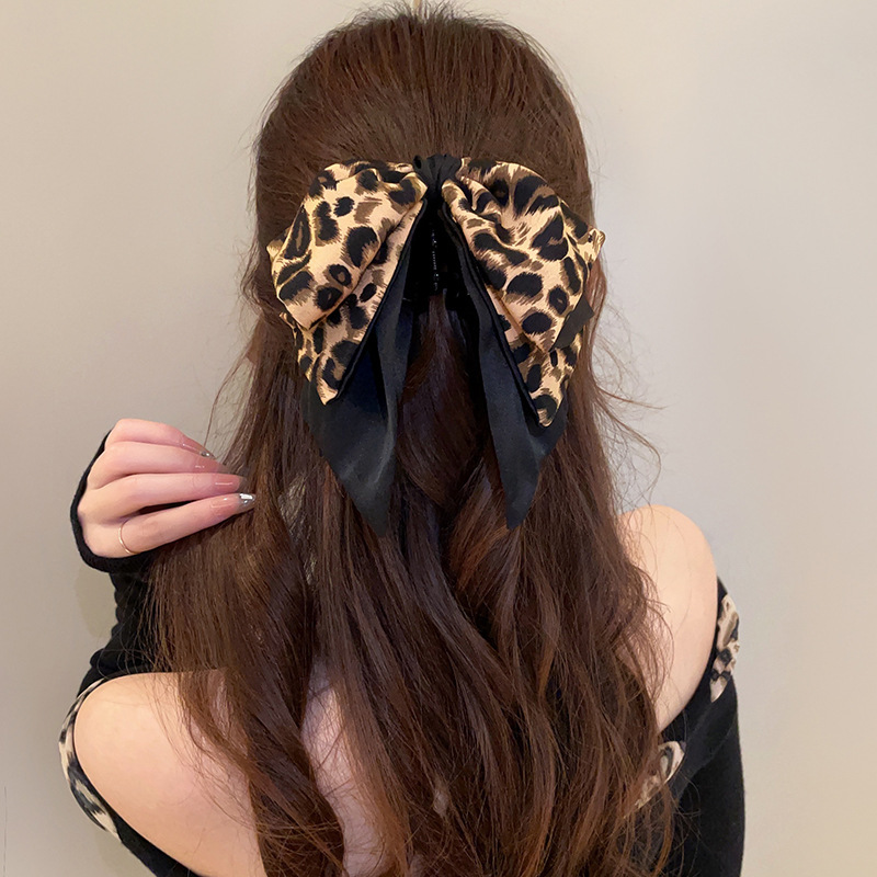 高級感ファッションヒョウ柄のリボンのヘアピンの女性の気質の後頭部の個性は韓国版の新型のヘアピンを挟みます。|undefined