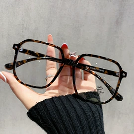 框架眼镜;太阳镜;防辐射眼镜