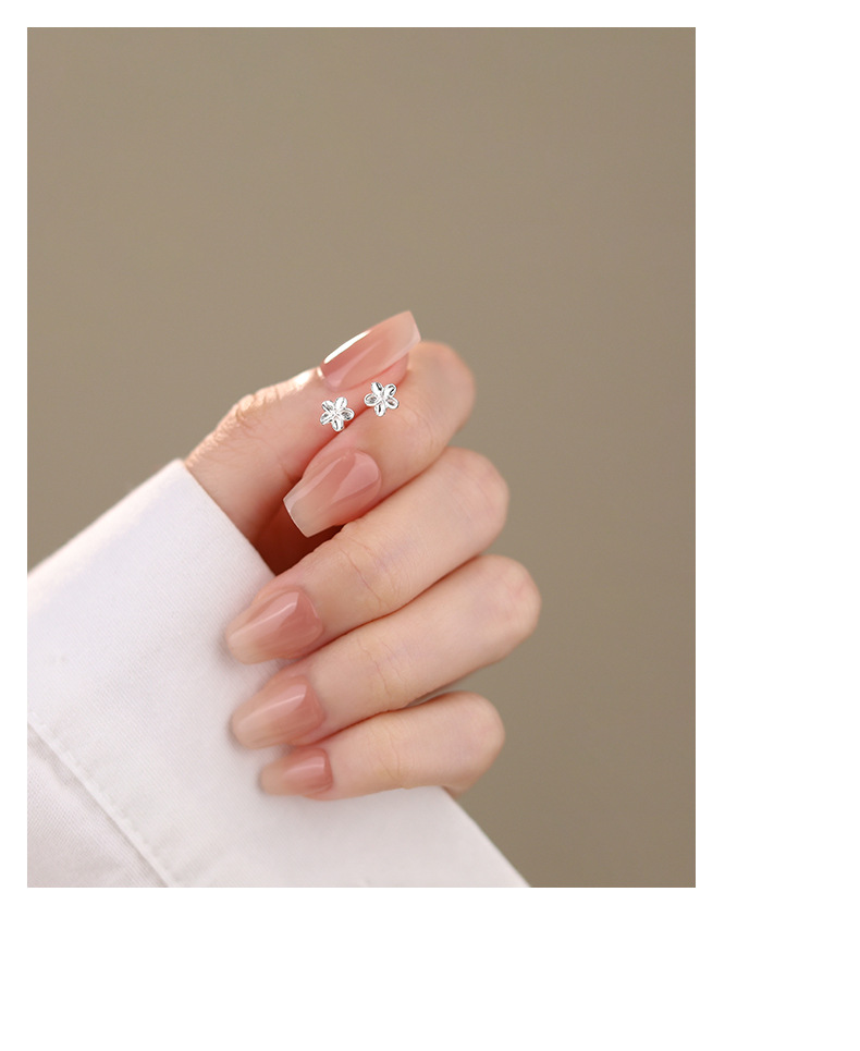 Women's Gender Plating Design 1 Pair S999 Silver 925 Sterling Silver Earrings Flower Small Stud Earrings