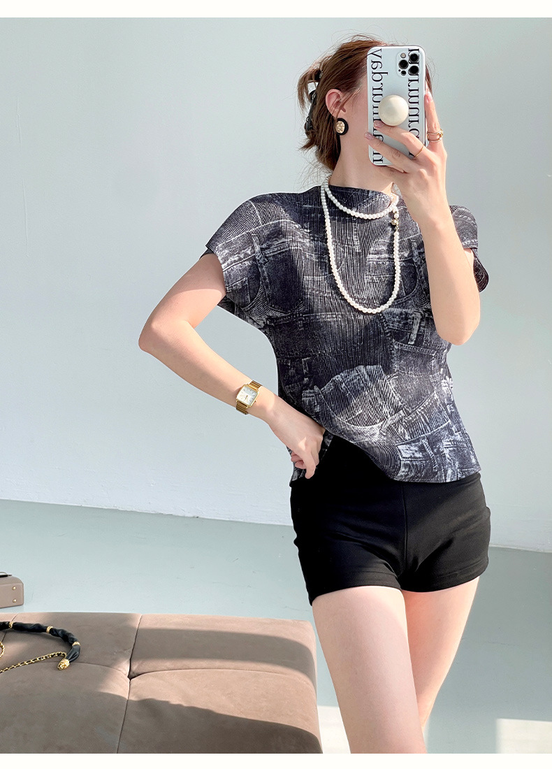 Áo thun vai bò giả cổ phối hoa in họa tiết xếp ly Miyake thiết kế tôn dáng — Màu xanh lam chi tiết 12