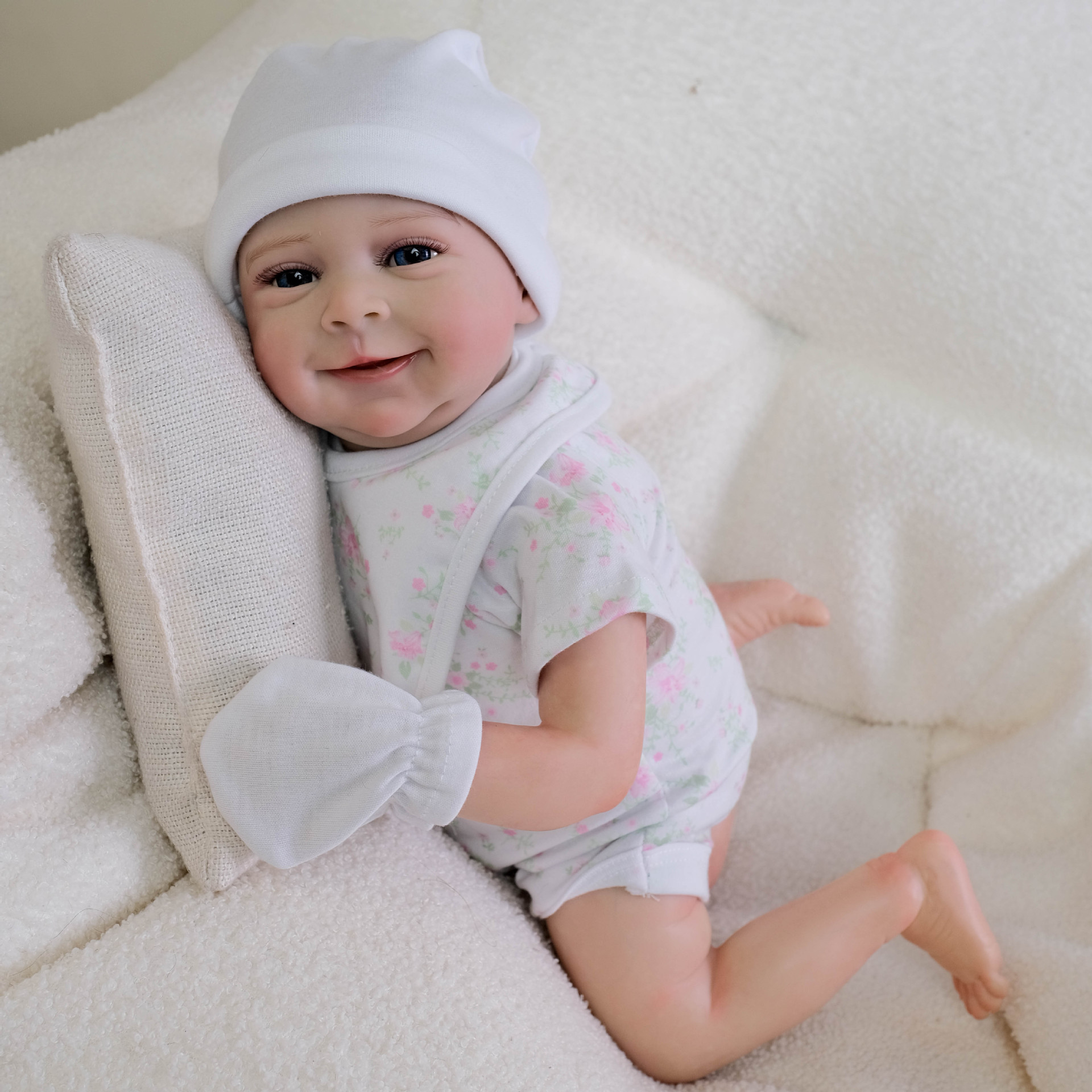 18 pulgadas pequeño vestido con estampado floral sebastian juguete de simulación renacimiento muñeca regalo de vacaciones para niños