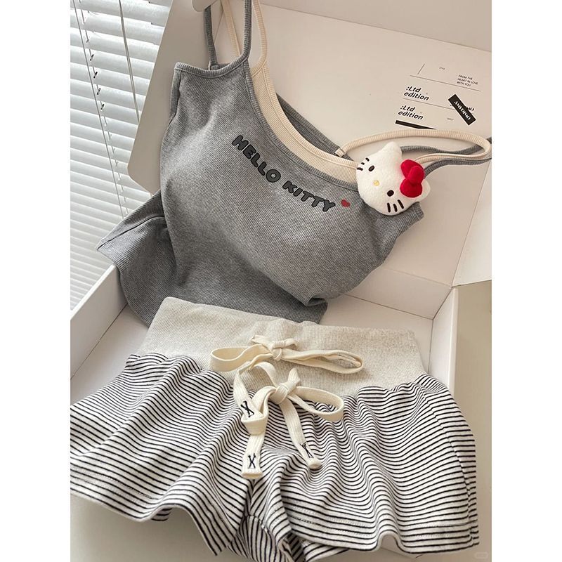 【A Baoxi】Popular Style Women's Pajamas with Chest Pads, Ice Silk Ribbed Camisole and Shorts Set, Loungewear 【A Baoxi】Popular Style Women's Pajamas with Chest Pads, Ice Silk Ribbed Camisole and Shorts Set, Loungewear