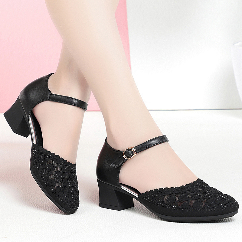 Sandal cao gót nữ quai ngang mũi nhọn đế thấp đính đá — màu đen