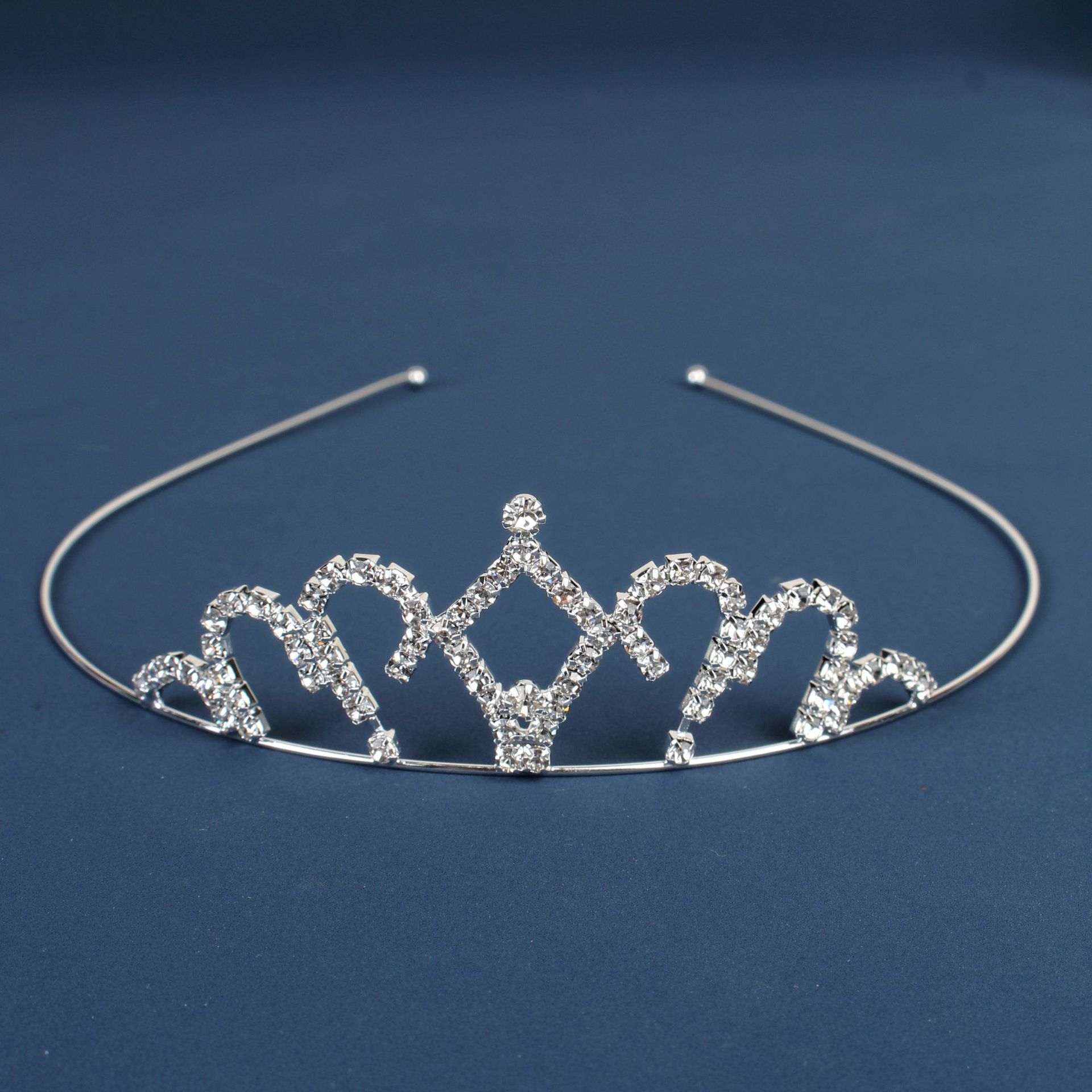 Comercio exterior transfronterizo, novia infantil, cobre, bolsa de cuatro garras, corona de diamantes, diadema, diamantes de imitación simples, actuación de cumpleaños, tocado, corona pequeña