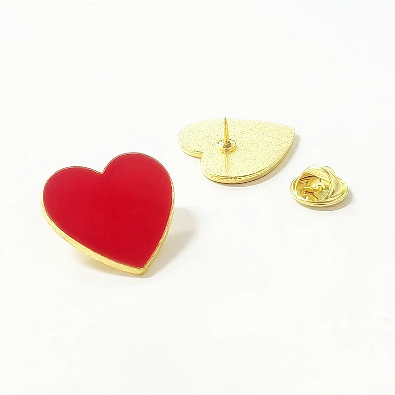 Оптовая продажа ювелирных изделий для трансграничной торговли: значок-сердце, красная брошь в форме сердца, значок-корсаж, аксессуары для одежды, аксессуары для небольших рюкзаков