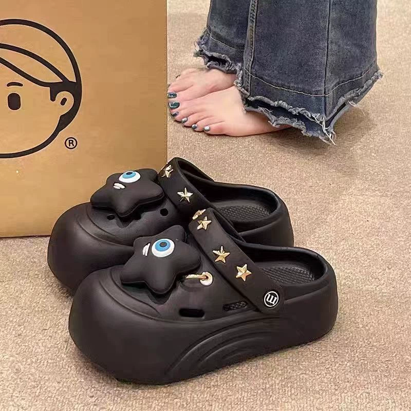 Милые летние пляжные тапочки в стиле Crocs, платформа, нескользящие дышащие сабо-мюли, год выпуска коллекции 2025, закрытый носок, подходят для уличной носки, дропшиппинг доступен