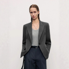 M*檬女装职场干练质感静奢风西装西服外套2025秋新品5G8211591