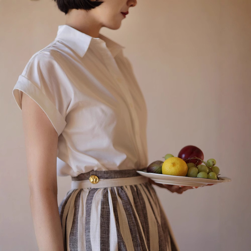 Vintage French Short-sleeved Shirt Niche Design Tight Waist All-match Chic White Top Women's Summer