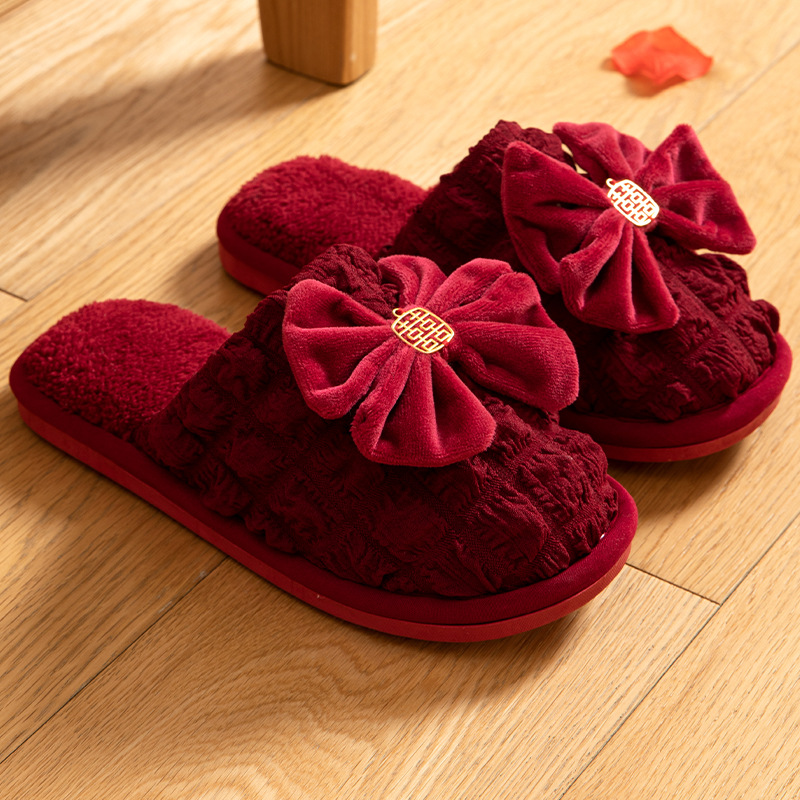 Zapatillas de algodón de boda invierno pareja de la boda de las mujeres par rojo festivo de interior antideslizante cálido Zapatillas de algodón de los hombres image 6