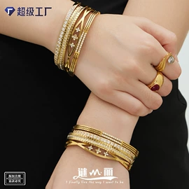 项链;耳环;戒指