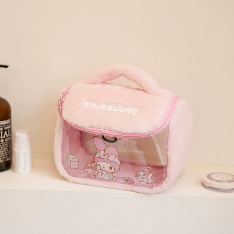 Косметичка Sanrio стеганая с синтепоном-наполнением, просторная дорожная организация, рисунки с героями