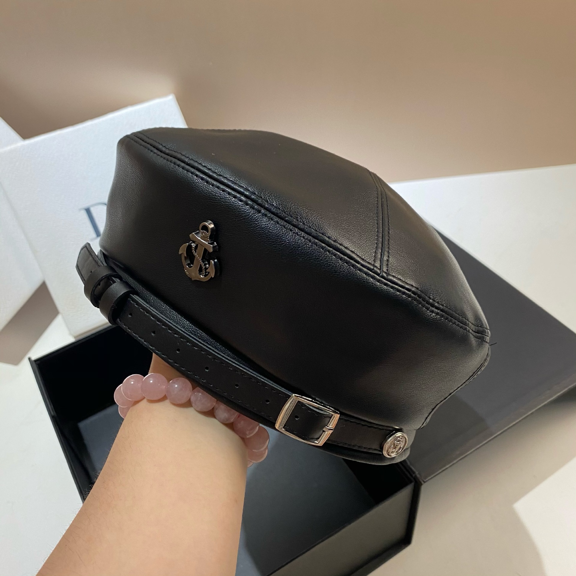 Original design fashion Europe and the United States personality British belt anchor bud hat men and women the same painter hat_voghion.com