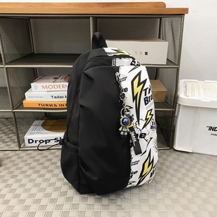 Creative Graffiti Backpack for Men and Women, Fashionable and Personalized Middle School Student Backpack, Lightweight Large Capacity Junior High School Student School Bag for Women
