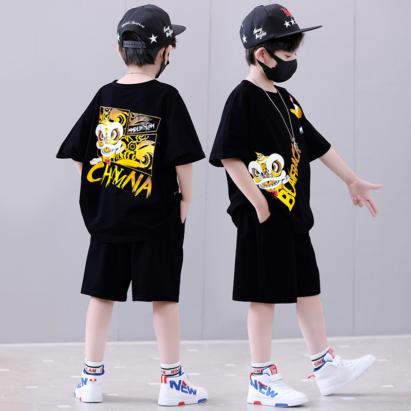 Sportssett 2023 Nye kortermede shortser for barn Sommerklær for gutter Kule og trendy_voghion.com