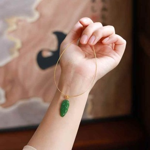 Jade Crafts Natural Xinjiang Hetian Jade Russian Material Jasper Old Material Leaf Pendant Women's Leaf Pendant with Certificate