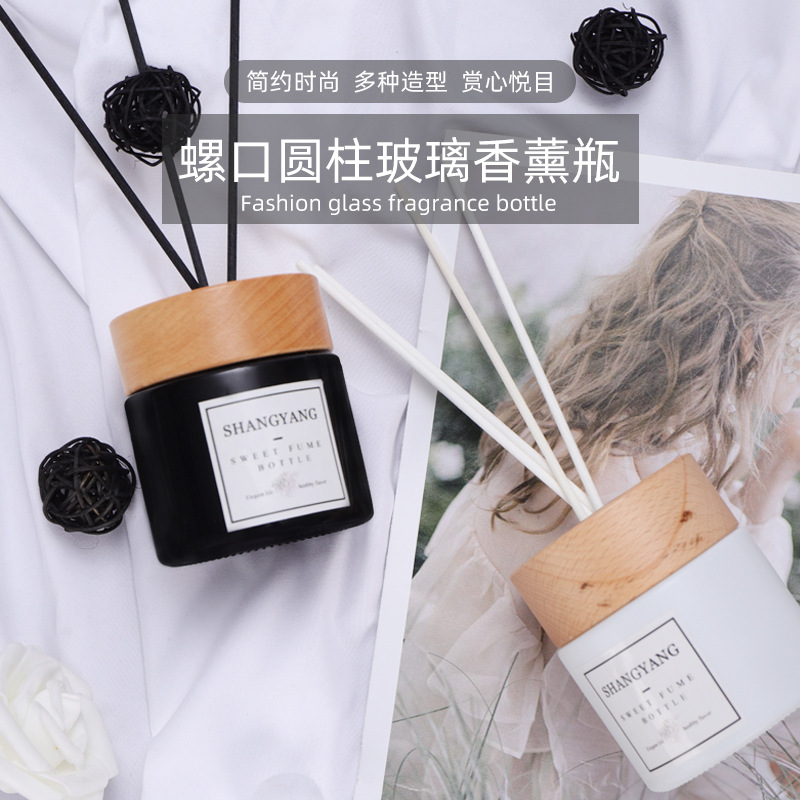 En stock boca de tornillo cilíndrico al por mayor libre de fuego aromaterapia botella de aceite esencial sala de estar dormitorio decoración perfume fragancia sub-botella