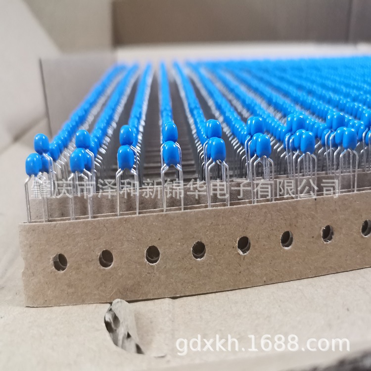 排插独石电容 0805 B104K 100V 0.1uF 编带电容 陶瓷积层电容器