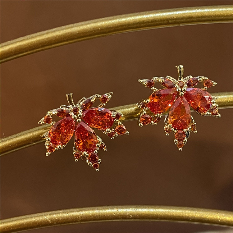 Fashion Leaf Copper Inlay Zircon Earrings 1 Piece