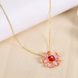 耳钉;耳环;项链