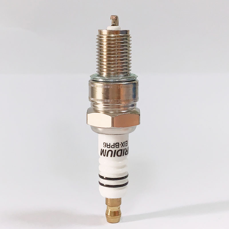 Liben Iridium Spark Plug Car Bkr6E Spark Plug Ignition Parts Changan Engine Original Factory Brilliance Dongfeng