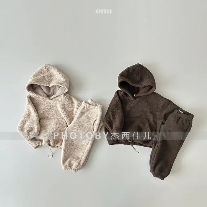 韩版童装女童纯色上衣冬季新款儿童宝宝摇粒绒连帽卫衣两件套装