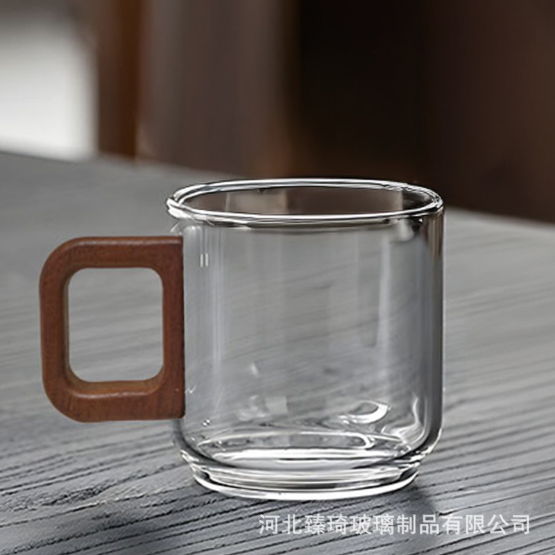 Taza de té de vidrio con asa de madera Taza de té pequeña para el hogar resistente a altas temperaturas Taza de té de hospitalidad de vidrio con alto contenido de borosilicato de hollín transparente personal
