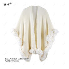 厂家直销秋冬外贸保暖流行斗篷披肩舒适仿绵羊绒女士大码毛球披风