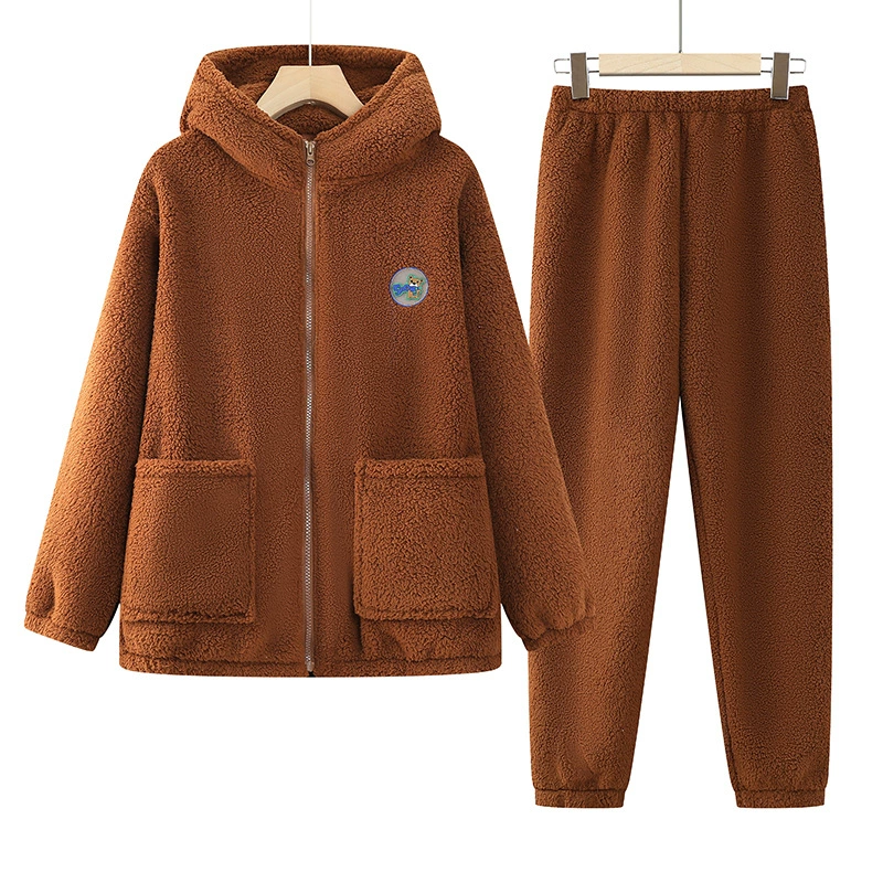 Фланелевая пижама зимняя женщина среднего возраста плюшевая толстая мультяшная студентка коралловой бархат с капюшоном