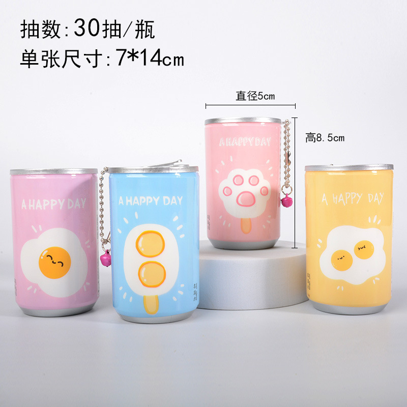 瓶の創意ミニはコーラ缶のウェットティッシュを持ち歩いています。|undefined