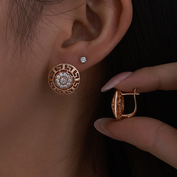 fashionable earrings with zircon