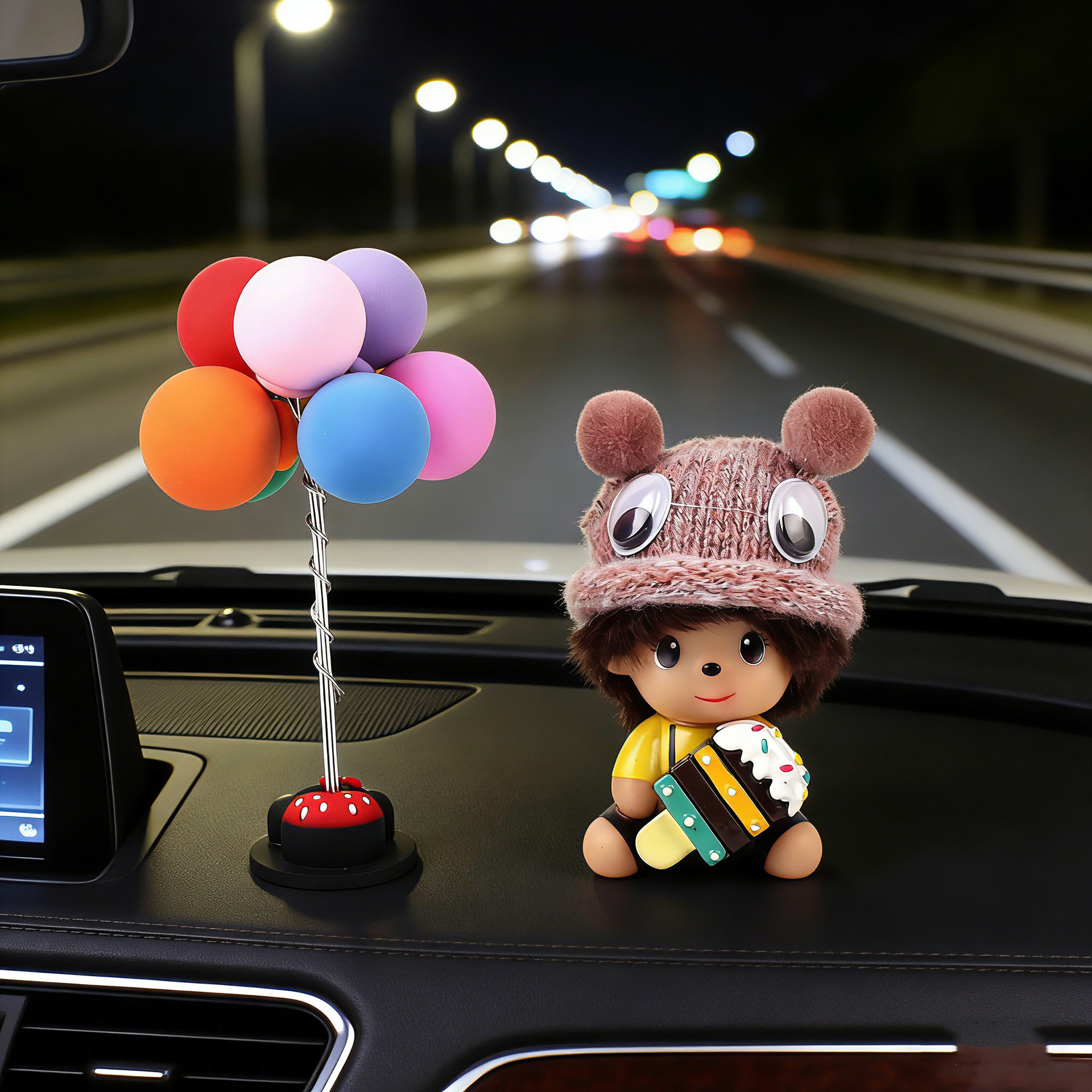 2025 adornos interiores de automóviles de dibujos animados adorables consola central de automóviles en línea Monchichi adornos creativos para automóviles
