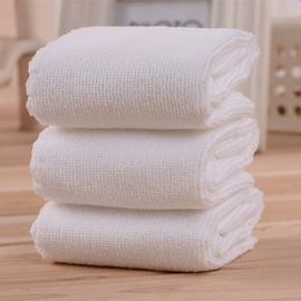 毛巾;方巾、中巾;浴裙