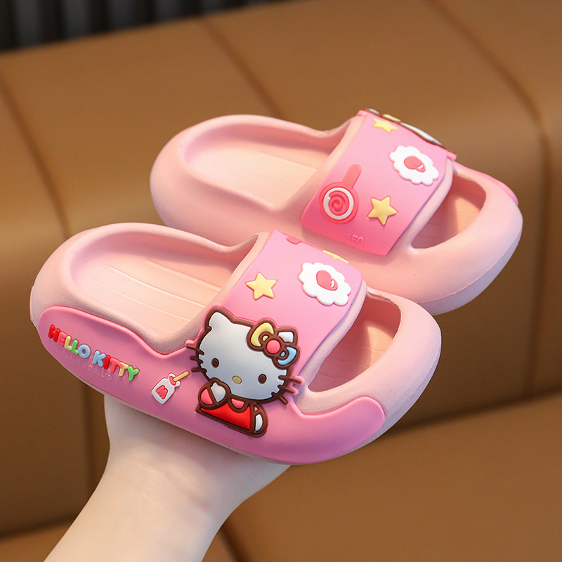 Zapatillas infantiles genuinas de Sanrio, sandalias de dibujos animados de verano para niñas, zapatos antideslizantes para el hogar, uso exterior, suaves
