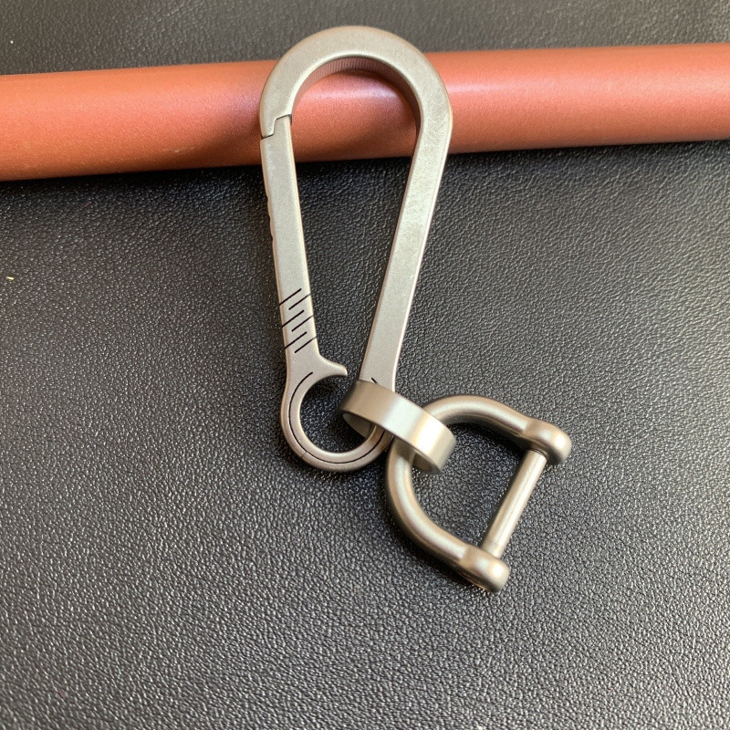 チタン合金のキーホルダーの男性の新型の腰のペンダントの多機能のキーホルダーは長くて丈夫です。|undefined
