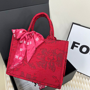 �羳�������������ŮС��ƽ�r���üt������tɫ�Y��Ů���������