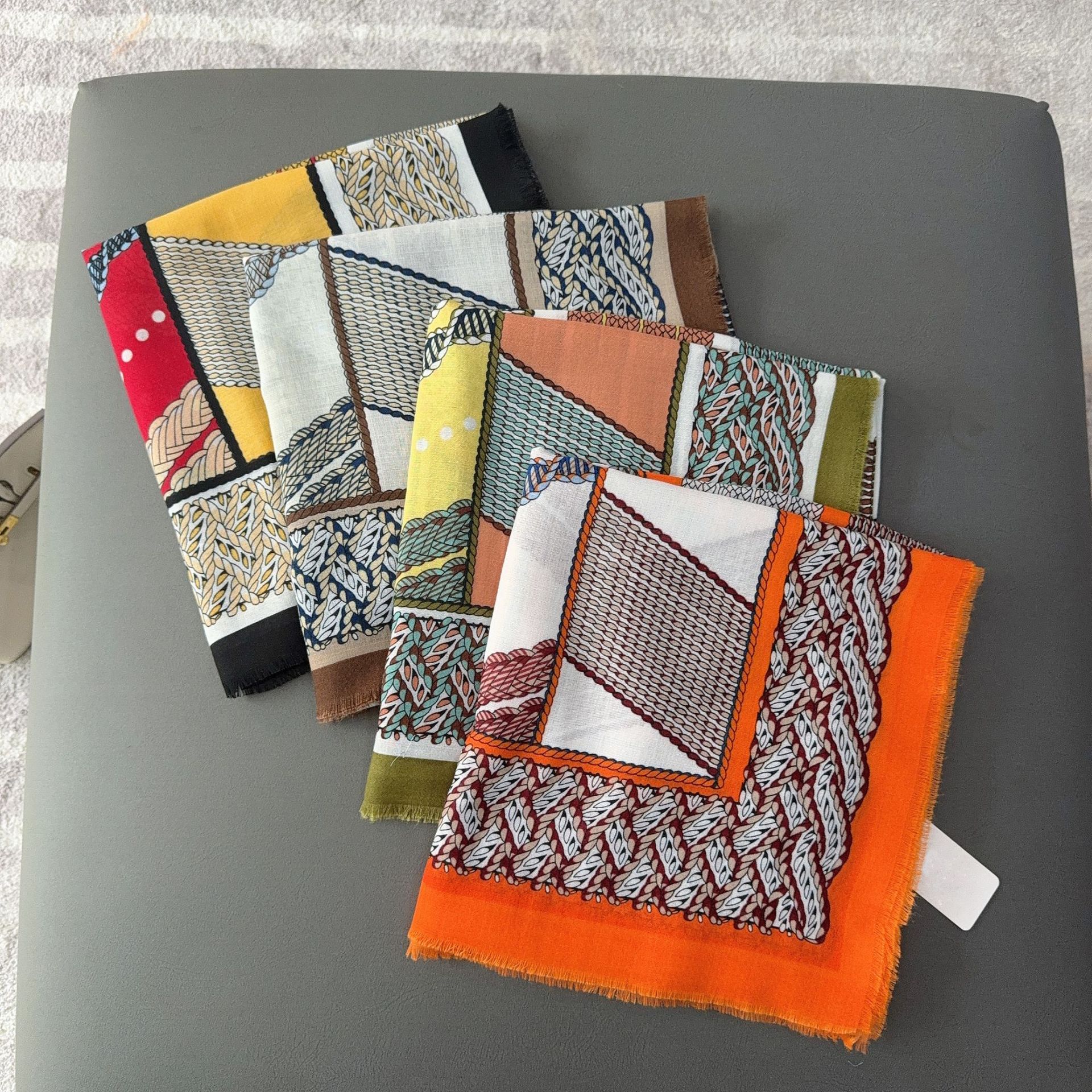 Invierno nuevo de alto grado elegante gran bufanda cuadrada patrón de costura cálido chal multifuncional algodón y lino sensación bufanda de las mujeres