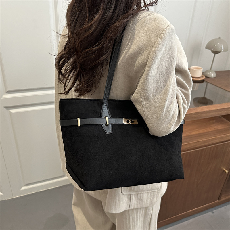 Trend Retro Büyük Kapasiteli Tote Çanta Kadın Trend Leopar Desenli Şık Kişisel Rahat Çok Amaçlı Niş Tek Omuz Çantası