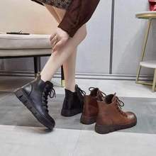 朱朱家左她女鞋2023秋冬新软底平跟短靴软皮加绒马丁靴女56690-2